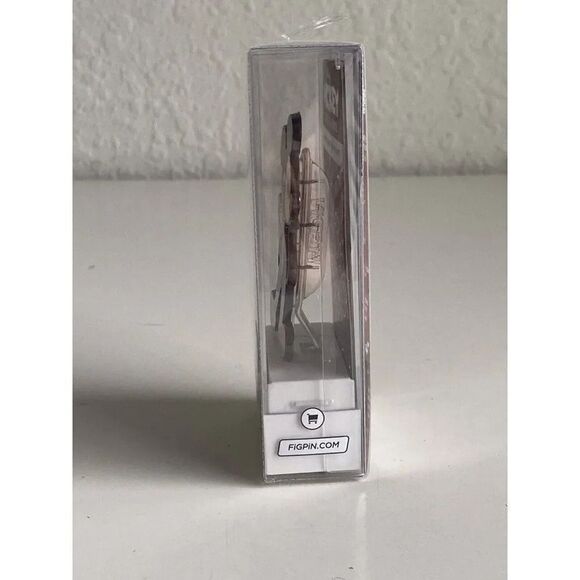 Disney Parks 2022 Figpin #773 Mickey Mouse Limited Release 50th Anniversary NEW - Picture 4 of 7